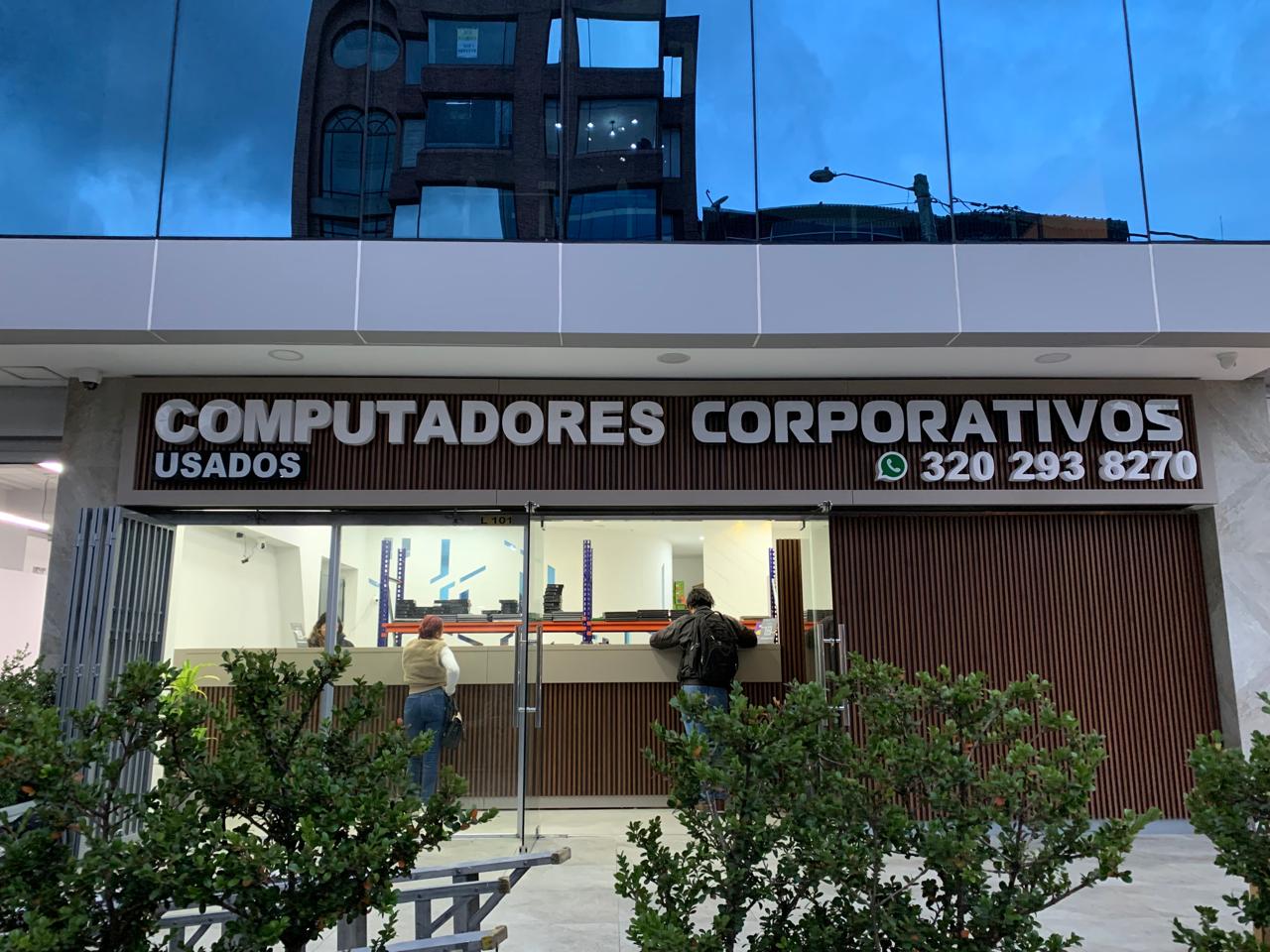 Contáctanos